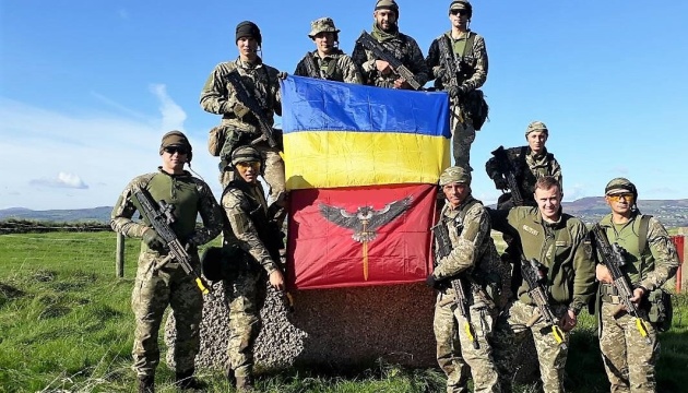 Українські десантники взяли “срібло” на військових змаганнях у Британії Українські десантники взяли “срібло” на військових змаганнях у Британії