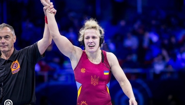 乌克兰选手阿拉•切尔卡索娃斩获摔跤世锦赛金牌