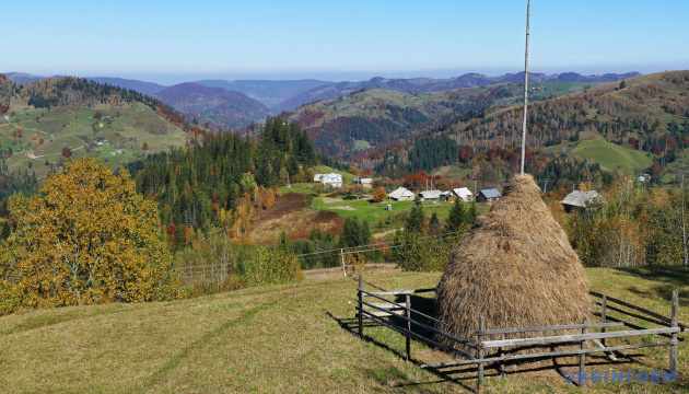 Poroschenko wirbt für Entwicklung des Tourismus in Karpaten