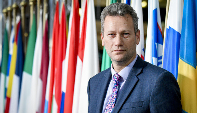 Pro-Kremlin British MEP to defend 112 Ukraine, NewsOne TV channels - EU Today
