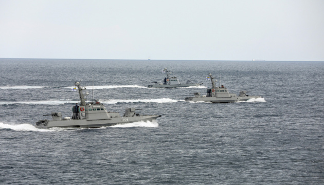 Ukrainian boats near Kerch Strait on combat alert - Navy