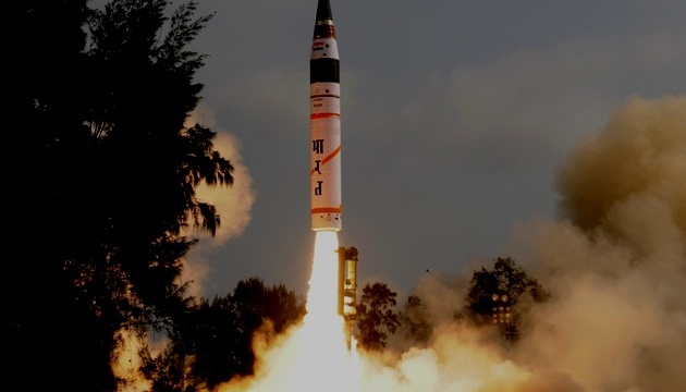 Індія випробувала ракету, здатну нести ядерний заряд