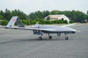 ウクライナ、トルコから無人戦闘攻撃機を購入する