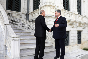 Порошенко и Эрдоган встретились в Стамбуле