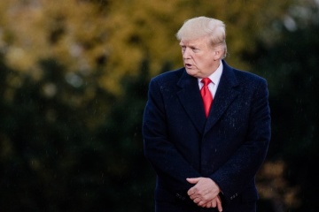 Трамп хоче особисто летіти до кордону з Мексикою