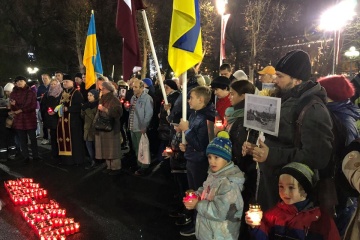 В країнах Балтії запалили свічки пам'яті за жертвами Голодомору
