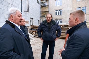 У Бахмуті ремонтують коледж, де вчаться діти з окупованих територій