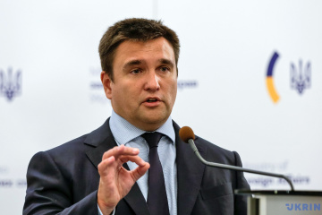 Під час гібридної війни дипломати вирішують більше, ніж військові - Клімкін