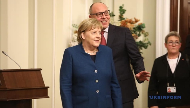 Merkel: Ukraine should remain reliable gas transit country 