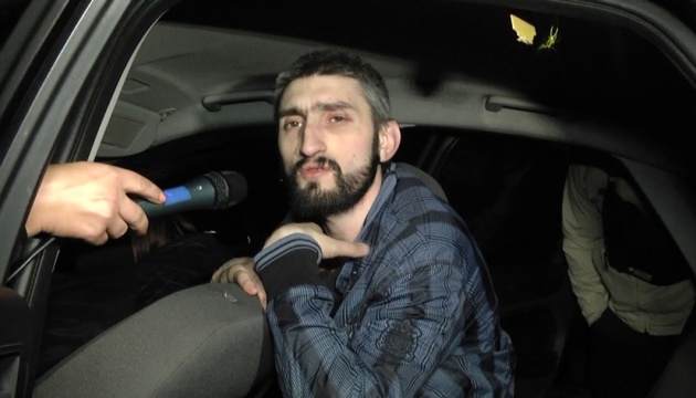 Антимайдановца «Топаза» избили возле суда в Киеве и сломали нос - адвокат