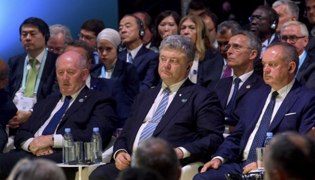 Präsident bedankt sich bei Weltpolitikern für entschiedene Nichtanerkennung der Pseudowahlen im Donbass