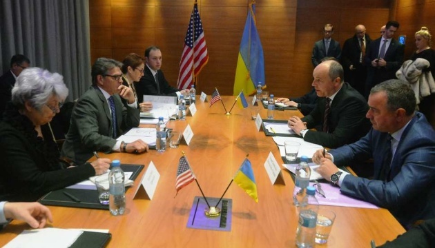Parubiy invita a los inversores estadounidenses a participar en la gestión conjunta del GTS ucraniano