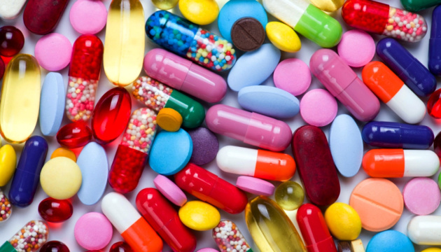 Антибіотики: Що може зробити кожен із нас, щоб зупинити резистентність до ліків