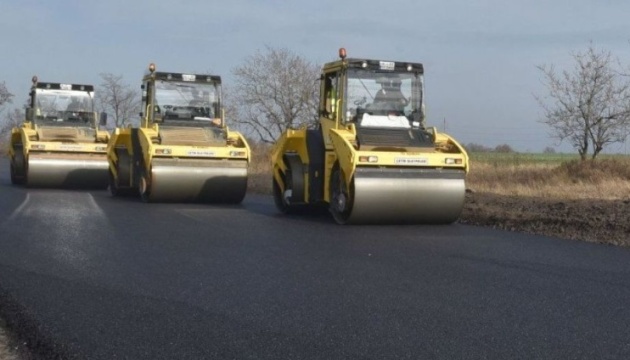 Ukraine ratifies EUR 450M road development agreement with EIB