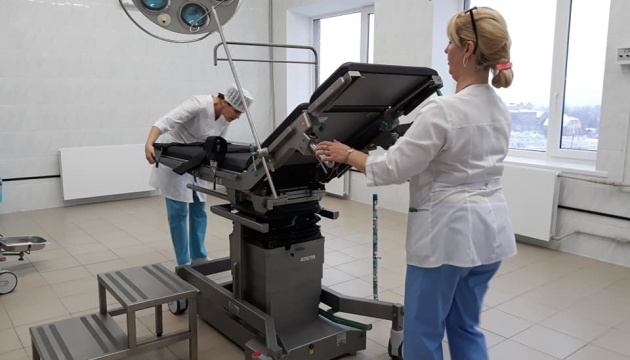 В Луганской областной детской больнице открыли обновленное отделение хирургии В Луганской областной детской больнице открыли обновленное отделение хирургии