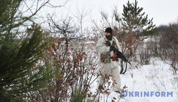 Militants launched four attacks on Ukrainian troops in Donbas in last day