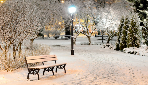 L’hiver arrive à grands pas : la neige en Ukraine atteindra 15 cm