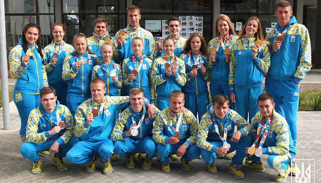 НОК України виплачуватиме стипендії медалістам Юнацької Олімпіади та їхнім тренерам