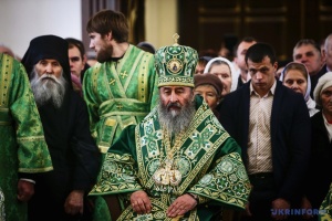 У Хмельницькому після протесту під собором скасували богослужіння митрополита Онуфрія