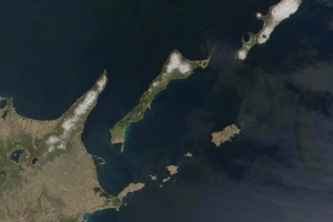 росія створює «суцільну зону контролю» надводної обстановки вздовж Курил