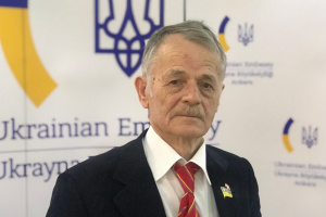 Mustafa Dzhemilev, Crimean Tatar leader