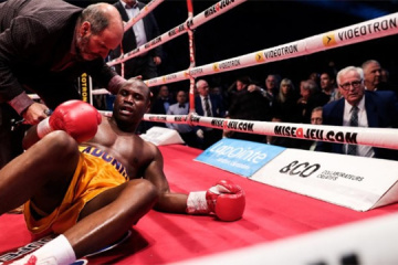 Gvozdyk knocks out Stevenson to claim WBC light heavyweight title