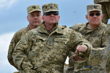 Дислокація військ РФ дозволяє без підготовки почати активні бойові дії - Муженко