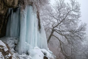 На Прикарпатті проклали дві екостежки до водоспаду Дівочі сльози