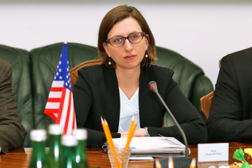 Vicesecretaria de Defensa adjunta de EE.UU. llega a Kyiv