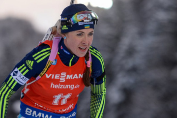 Yulia Dzhyma wins silver at Biathlon World Cup