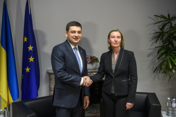 Hroїsman a discuté avec Mogherini de la nécessité de renforcer les sanctions contre la Russie