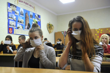 У Києві через грип закрили на карантин 36 шкіл