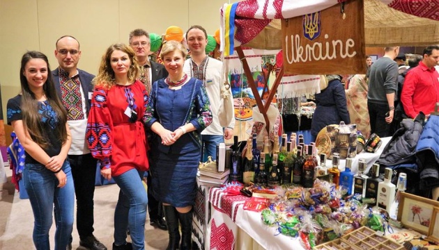 Українську кухню та мистецтво представили на дипломатичному ярмарку в Будапешті