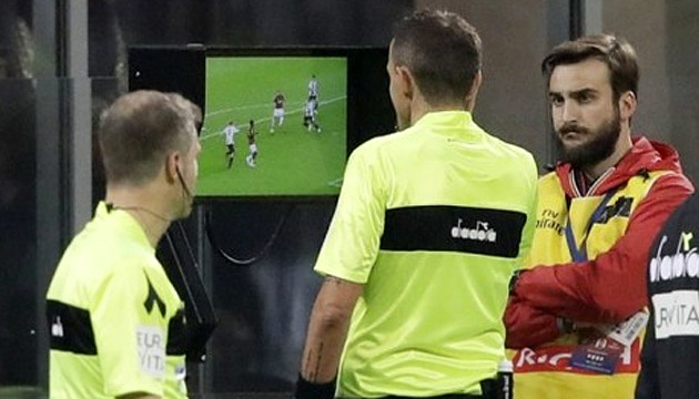Впровадження системи відеоповторів у Лізі чемпіонів відбудеться вже у лютому - УЄФА