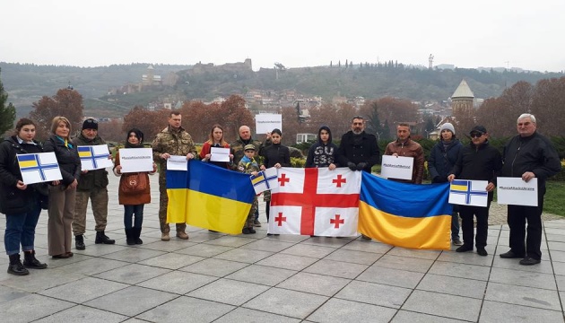 У Грузії підтримали полонених українських моряків