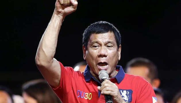 Президента Філіппін просять пройти тест на наркотики