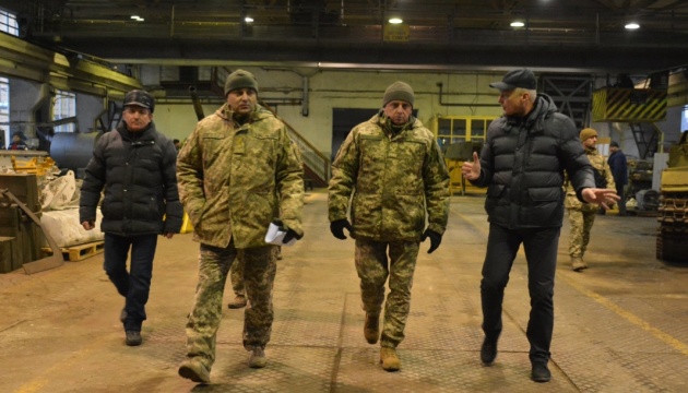 L’armée ukrainienne attend de nouveaux systèmes d'armement et du matériel militaire