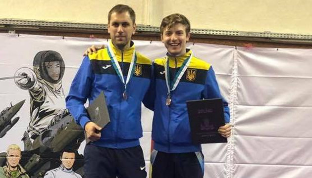 Українські військовослужбовці вибороли дві медалі на ЧС із фехтування — Порошенко