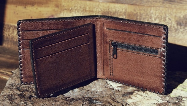 Чоловічі гаманці — стильний аксесуар і чудовий подарунок 