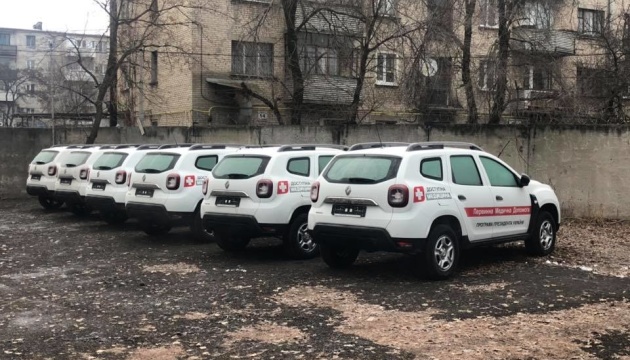 Сільські амбулаторії Луганщини отримали першу партію службових автомобілів