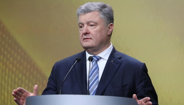 Poroshenko welcomes EU sanctions against Russia