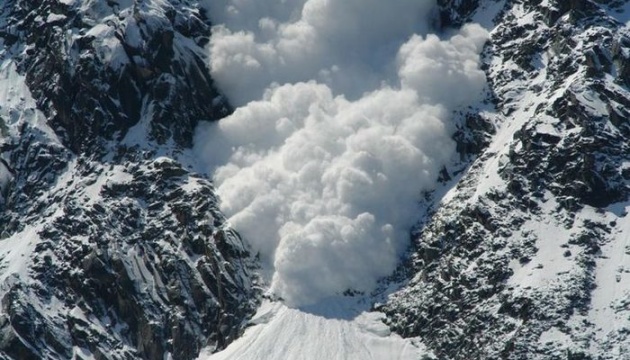 Ukraine’s Emergency Service warns of avalanche risk in Carpathians