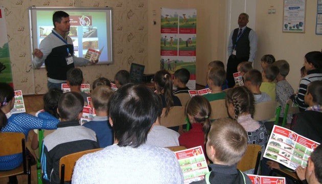 На Луганщині понад 2 тисячі школярів пройшли навчання з мінної небезпеки
