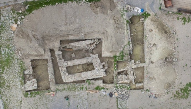 Археологи Кам'янецької фортеці похвалилися своїми знахідками