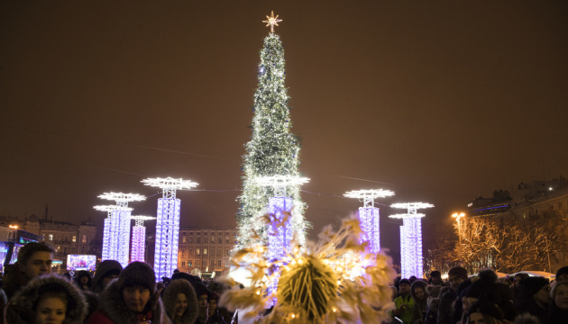 欧洲最美丽的圣诞树 - 在基辅！