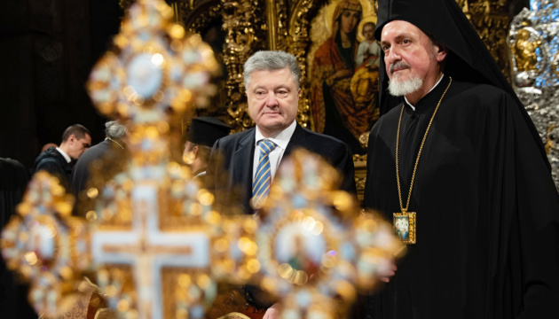 ポロシェンコ大統領、モスクワ聖庁改名の法律に署名