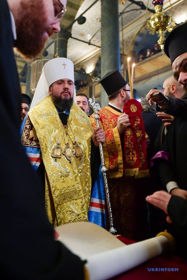 コンスタンティノープル総主教、ウクライナ正教会独立のための文書に署名