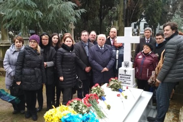В Турции почтили память выдающегося украинца Владимира Мурского