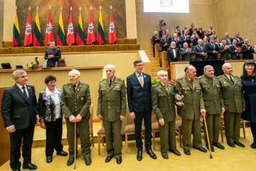 В Литве Премию свободы вручили семерым партизанам