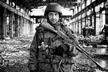 Фото із загиблим українським воїном стало переможцем міжнародного конкурсу в Японії